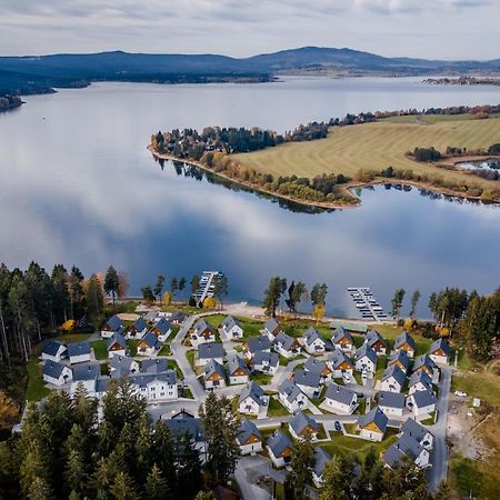 Deluxe Apartment Lipno - Lake Side Village, Frymburk Nad Vltavou Kültér fotó