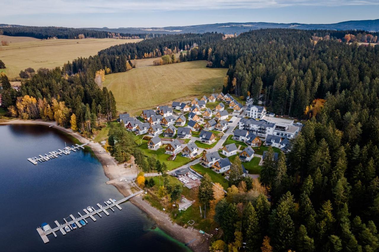 Deluxe Apartment Lipno - Lake Side Village, Frymburk Nad Vltavou Kültér fotó